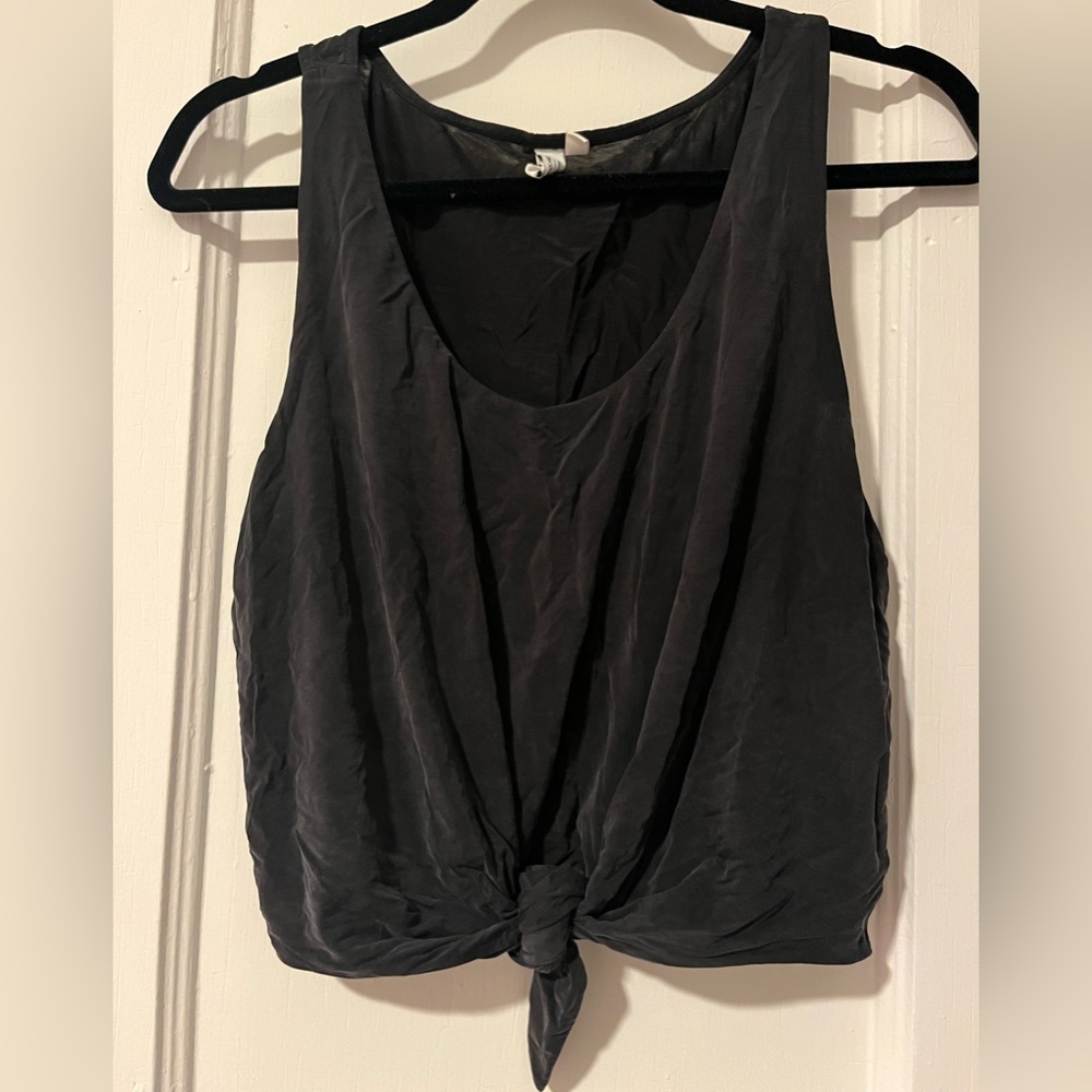 Black Sleeveless Top